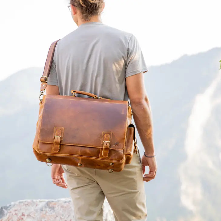 Sitka Leather Messenger Bag - Antique Brown