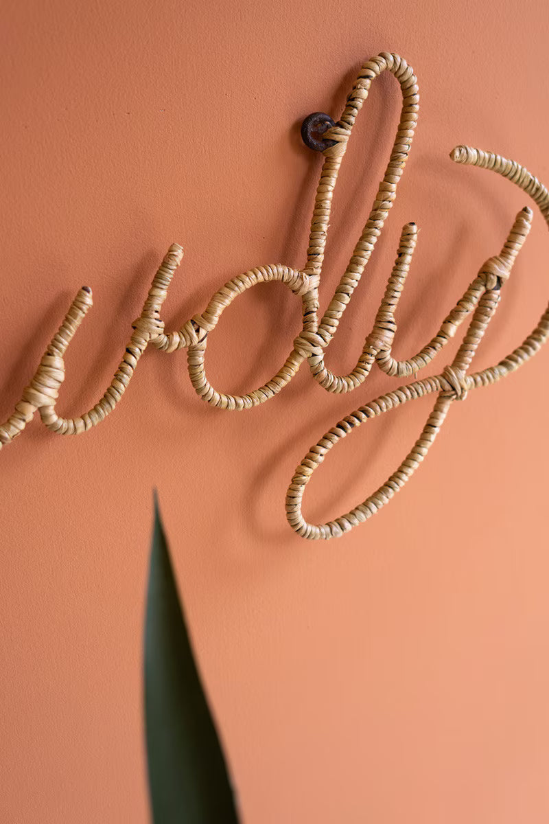 Seagrass & Iron "Howdy" Wall Decor