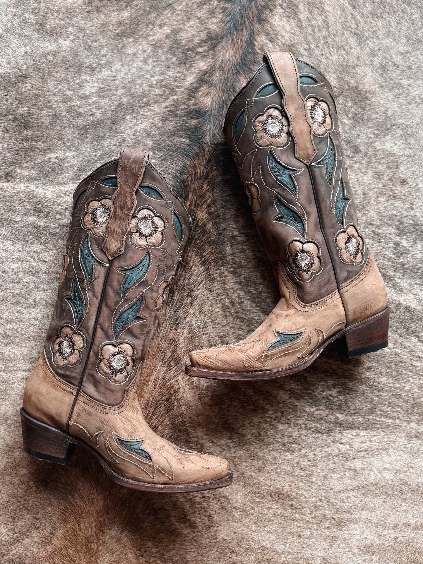 Circle G LD Sand Inlay & Embroidery Boot