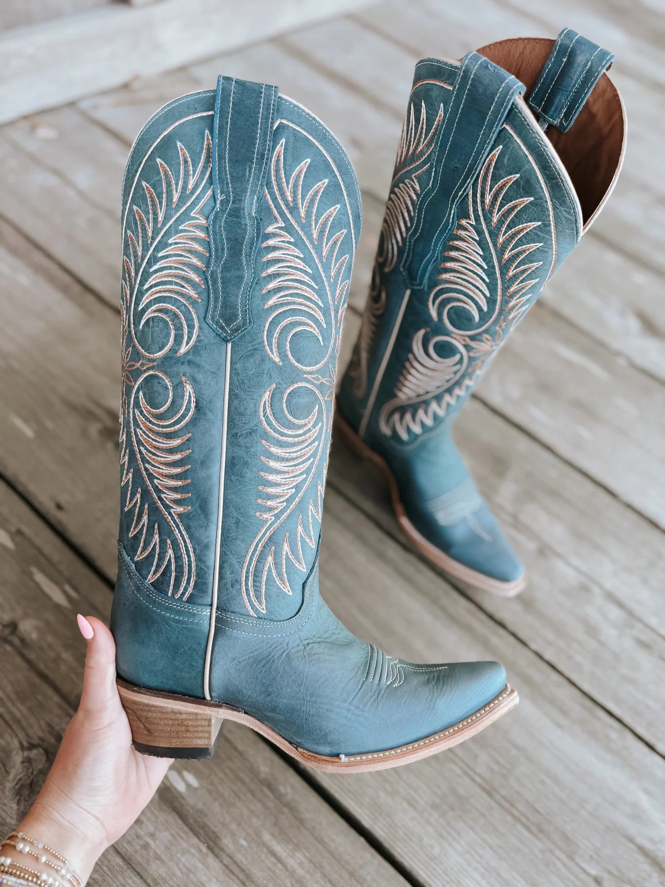 Circle G Distressed Blue Embroidery Boots