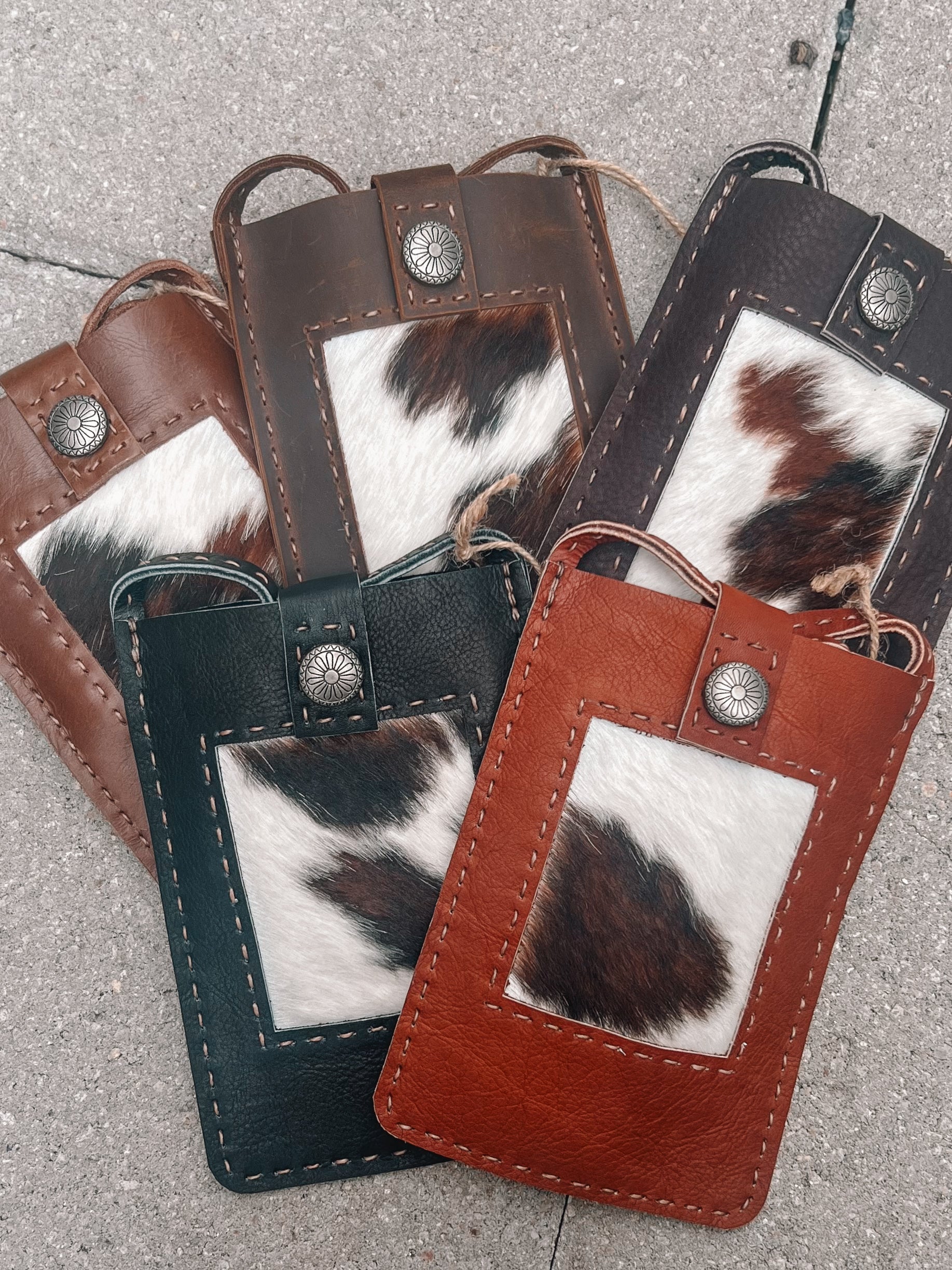 Pranee Cowhide Crossbody Phone Purse – Outlaws and Gypsies Pranee Cowhide Crossbody Phone Purse – Outlaws and Gypsies