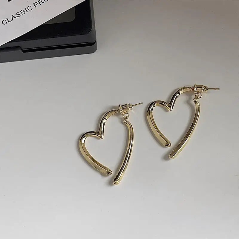 Simple Line Heart Hoop Earrings