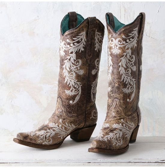 Corral LD Brown/White Embroidery