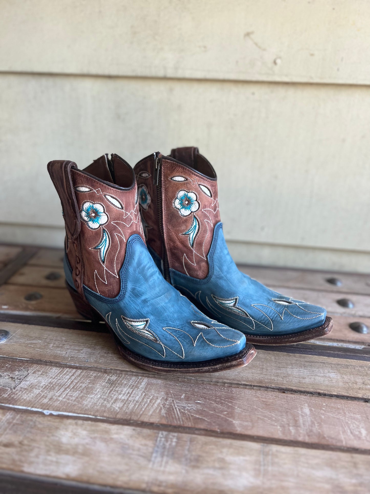 Circle G Blue/Shedron Inlay & Floral Embroidery Ankle Boot