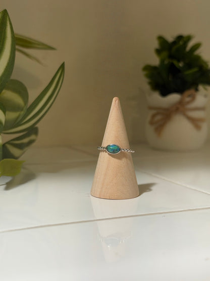 Simple Silver Beaded Band Turquoise Ring - Size 5