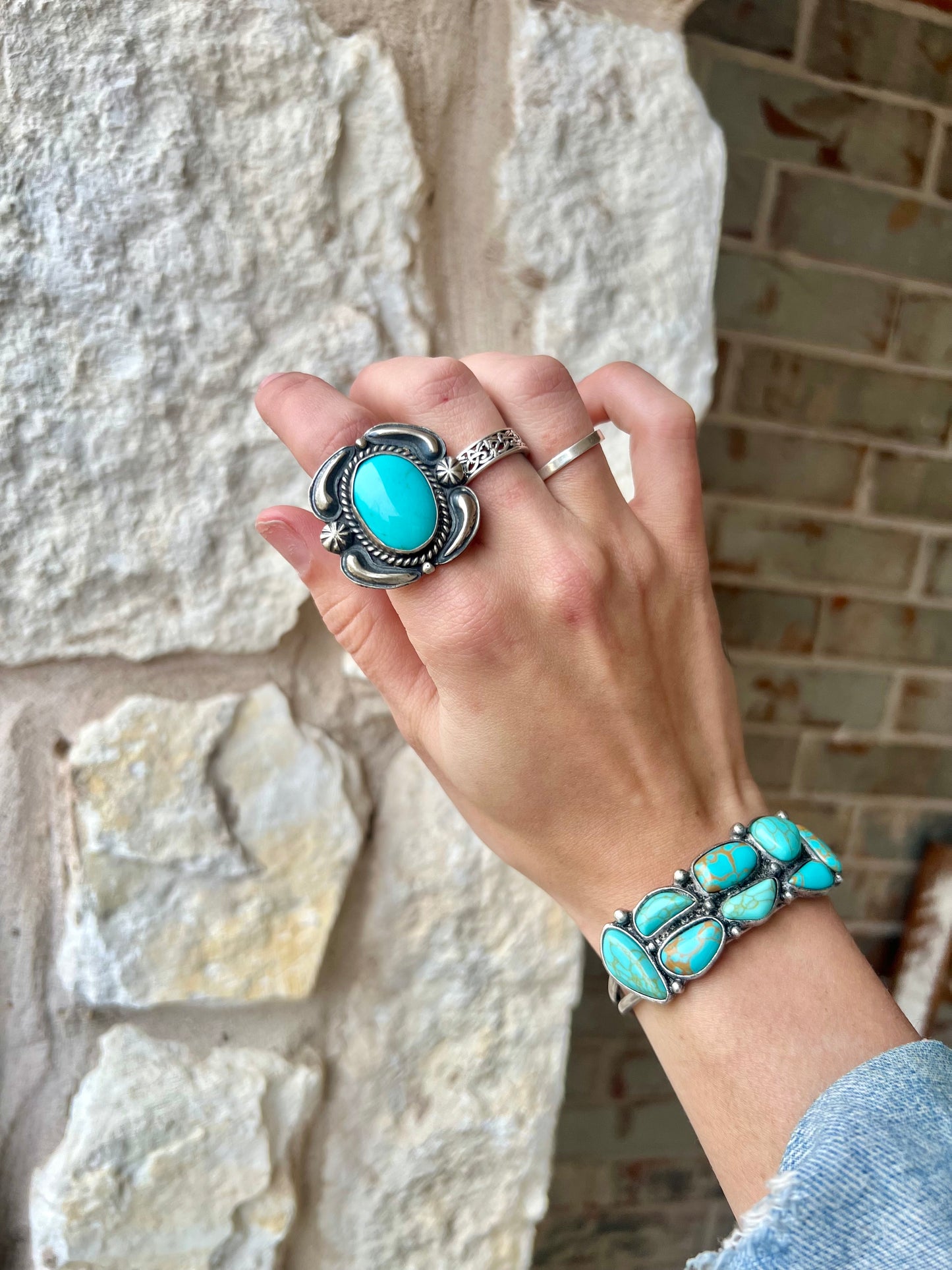 Jeff James Navajo Kingman Turquoise Ring - Size 8.5