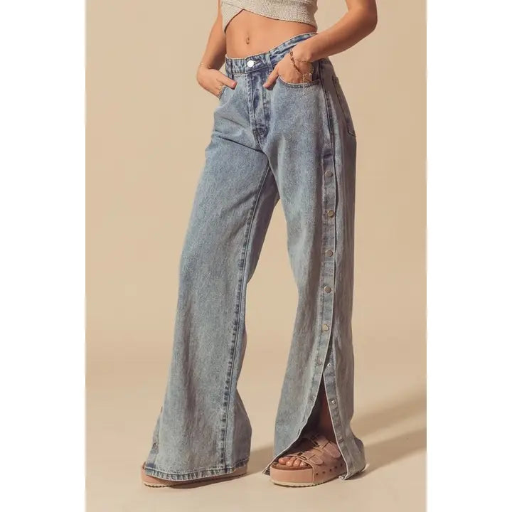 90's Straight Leg Denim Pants w/ Button Detail