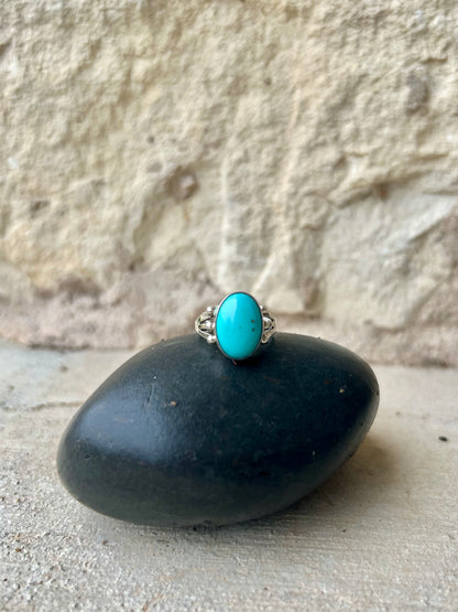 3 Prong Shoulder Navajo Handmade Sterling Turquoise Ring - Size 6