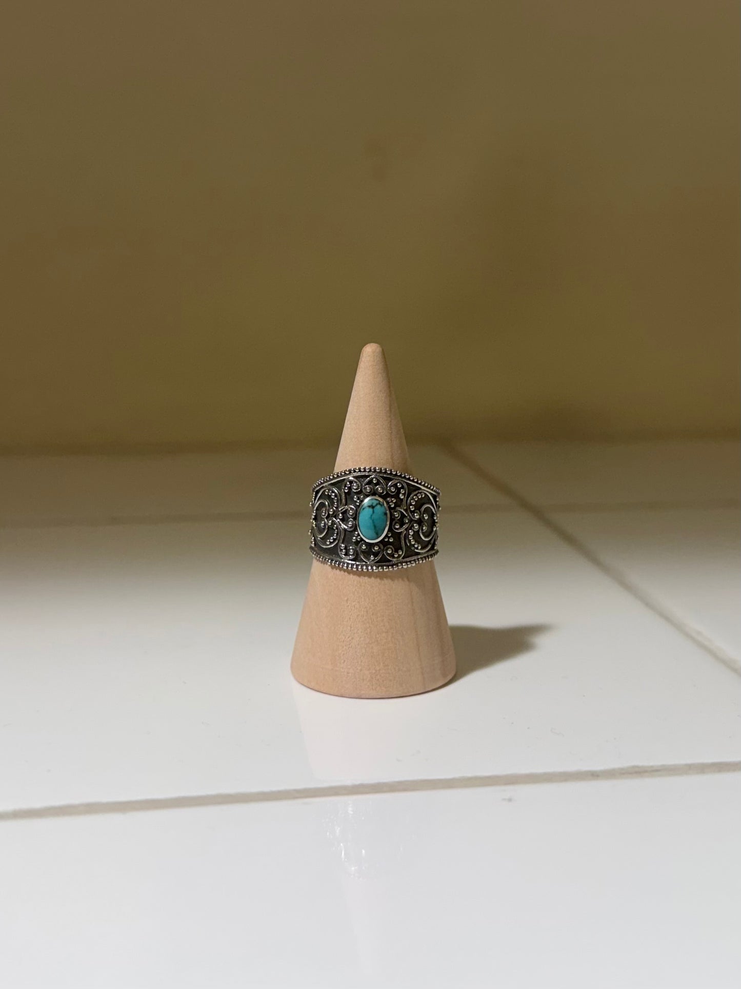 Vintage Romance Sterling Turquoise Ring - Size 7