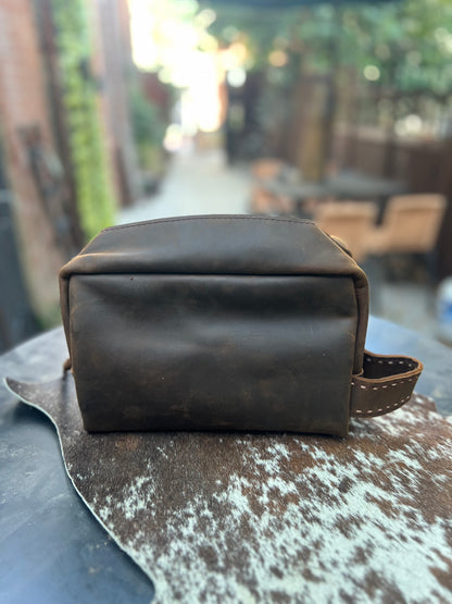 Pranee Jackson Glenwood Leather Dopp Kit