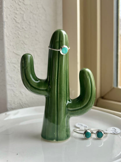 Simple Circle Dainty Turquoise Ring - Size 6