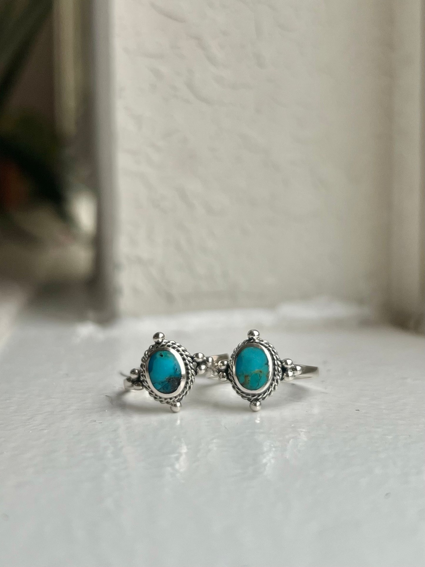 Handmade Point Prong Detail Dainty Turquoise Ring