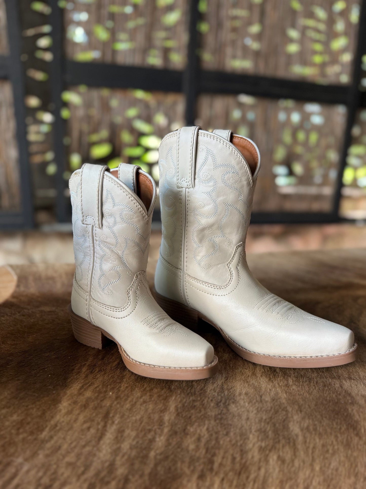 Justin Kids Bronci Ivory Water Buffalo Boot