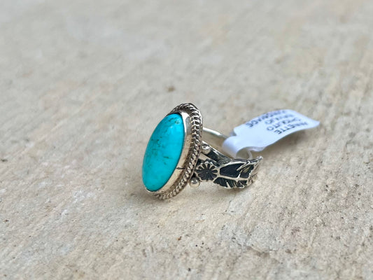 Navajo Handmade Kingman Turquoise Sterling Leaf Band Ring - Size 6.5