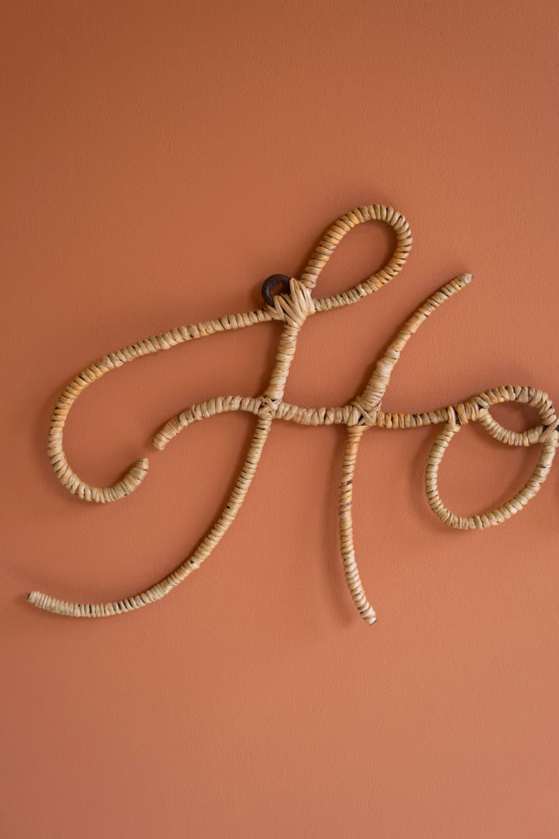 Seagrass & Iron "Howdy" Wall Decor