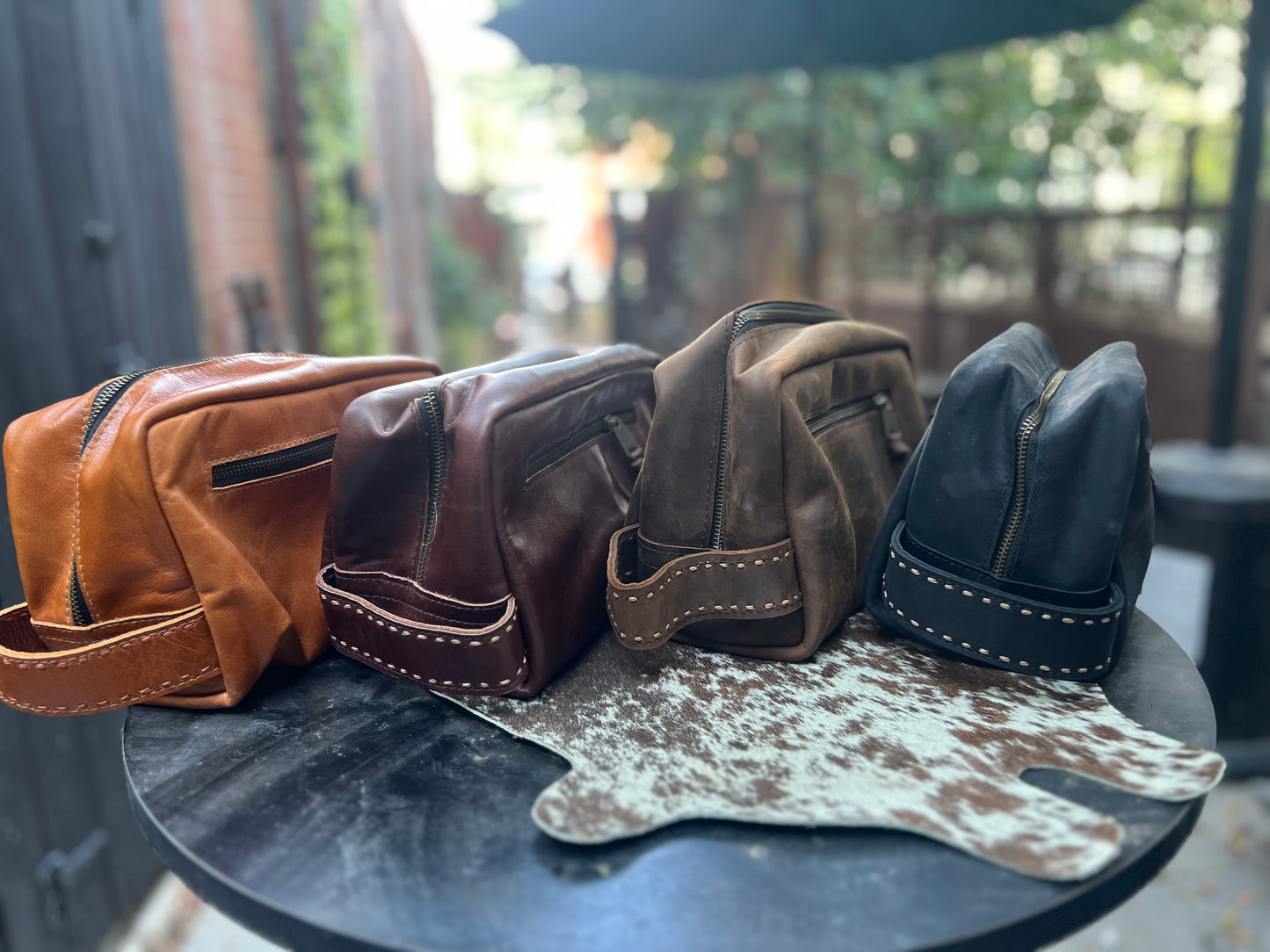 Pranee Jackson Glenwood Leather Dopp Kit