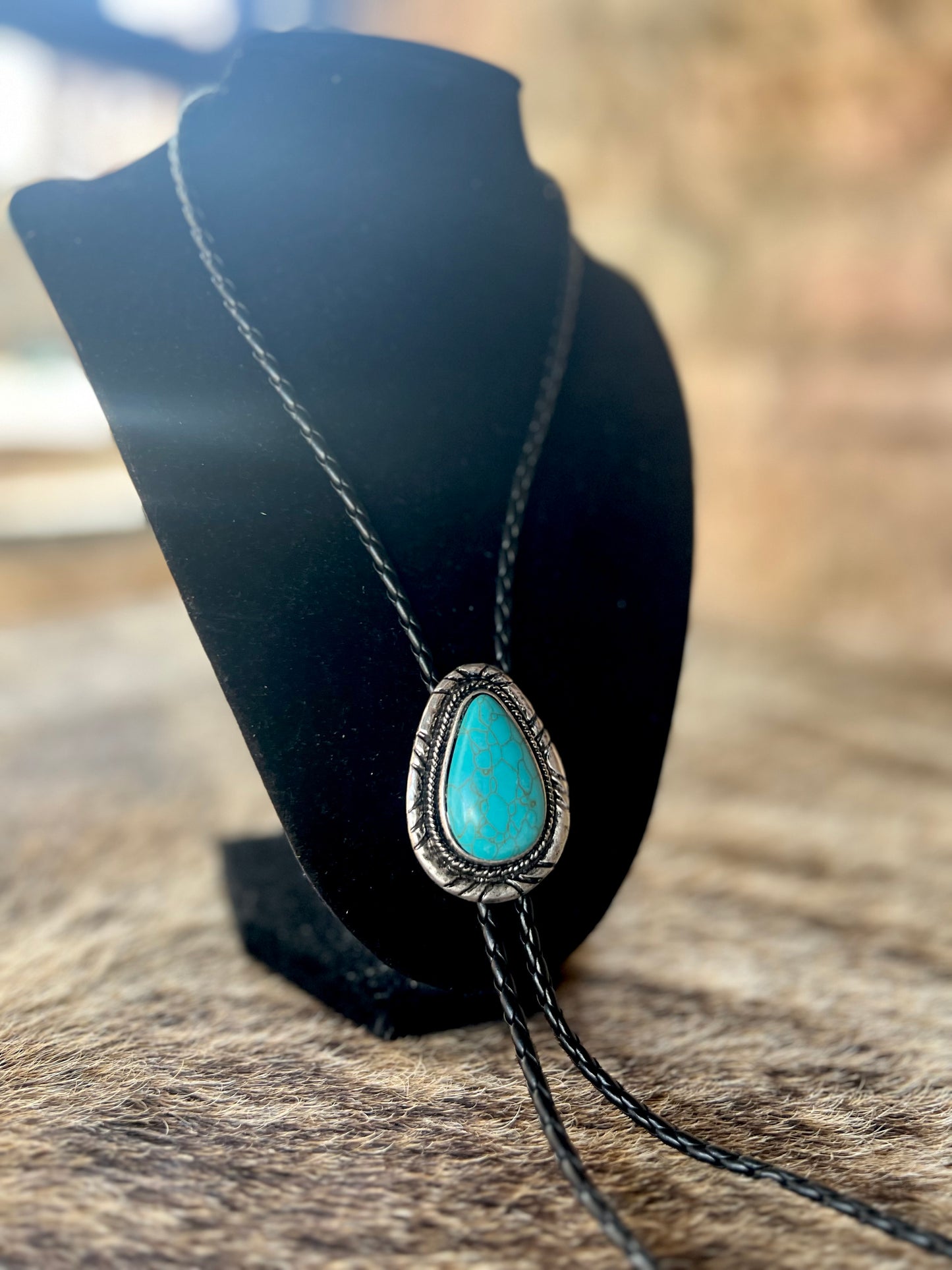 Large Turquoise Pendant Bolo Tie Necklace