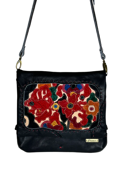 Pranee Classic "Eva" Crossbody Leather Bag