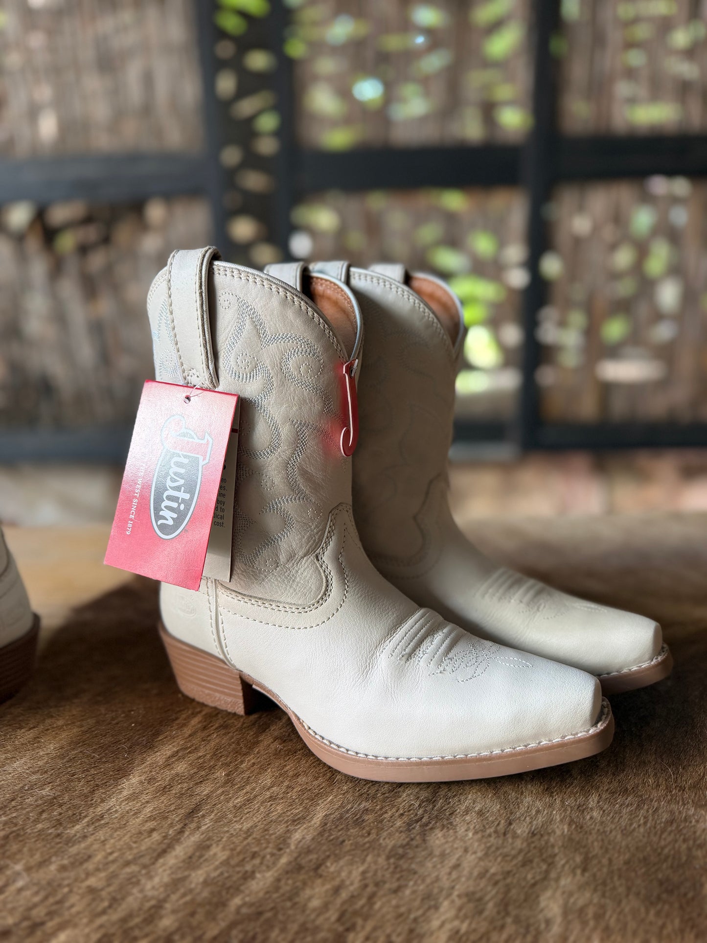 Justin Kids Bronci Ivory Water Buffalo Boot