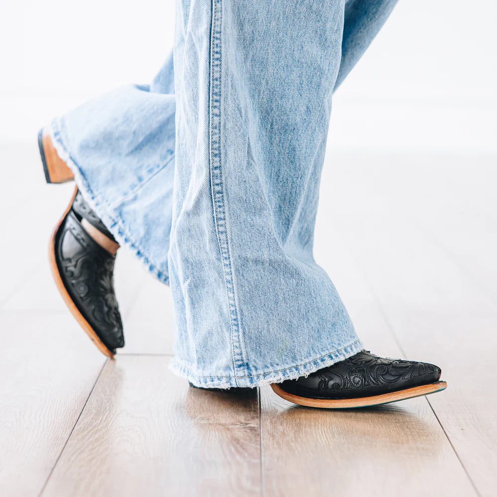 Lane Robin Slingback Mule in Jet Black
