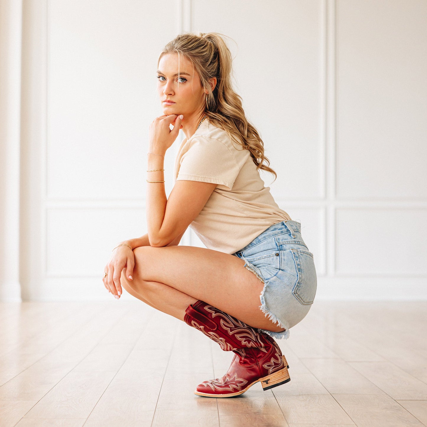 Saratoga Square Boot - Smoldering Ruby