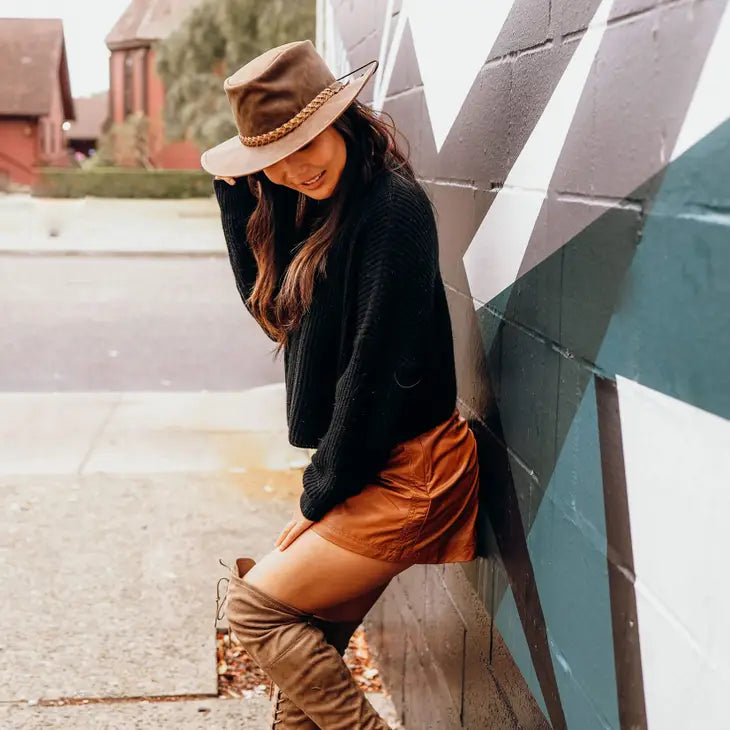 Crushable leather top hat